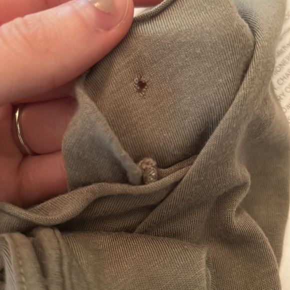 LA MADE SLEEVELESS TOP - Picture 8 of 8